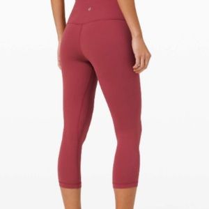 Lululemon Align Crop 21